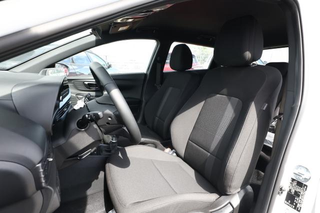 i20 Blackline Blackl Nav CarPlay 16Z StyleP Temp Kam DigiC 