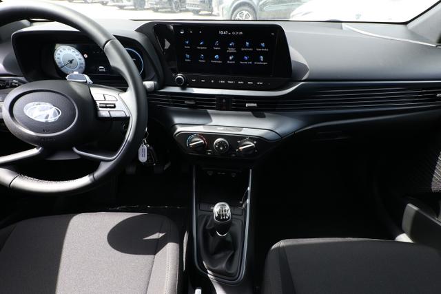 i20 Blackline Blackl Nav CarPlay 16Z StyleP Temp Kam DigiC 