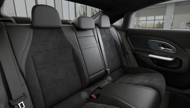 Mercedes-Benz AMG Line CLA 200 Pano MultiB SuperScreen Massage 