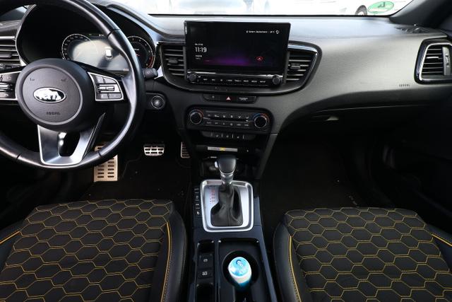 Kia XCeed Launch Edition 1.6 T-GDI 204 DCT Nav PanoD 