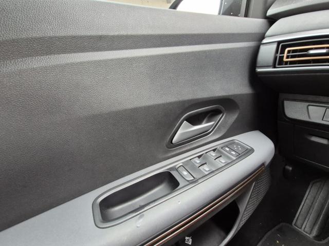 Dacia Sandero Stepway Extreme+ III 1.0 TCe 100 LPG Nav 