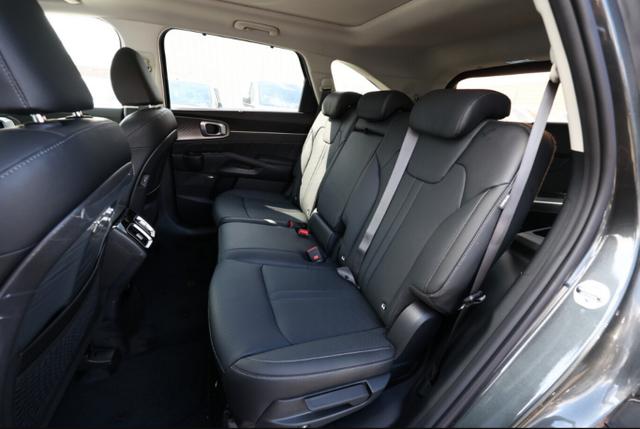 Sorento 4WD 7S Pano Bose HUD eHK ACC SHZ Nav Kam 