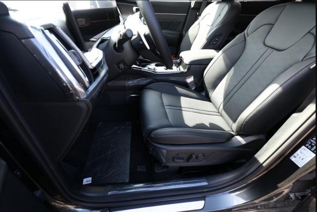Sorento 4WD 7S Pano Bose HUD eHK ACC SHZ Nav Kam 