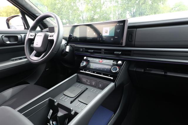 Hyundai SANTA FE HEV 4WD Blackline 7S Nappa Pano 20Z HUD 