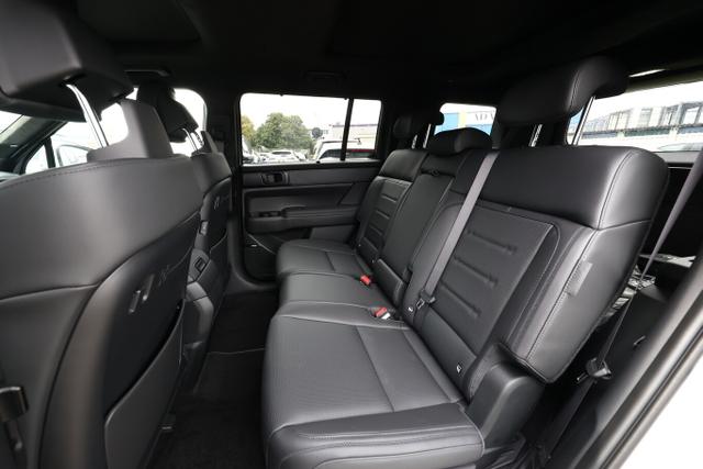 Hyundai SANTA FE HEV 4WD Blackline 7S Nappa Pano 20Z HUD 
