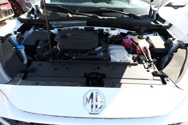 MG ZS Luxury Hybrid+ Pano ACC 360Kam Nav LED SHZ 