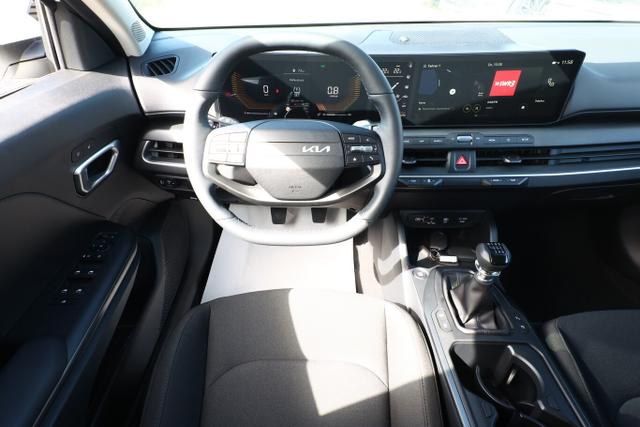 Kia K4 MT SHZ ACC Nav LED Kam Keyl 2xPDC LM16 CarPl 