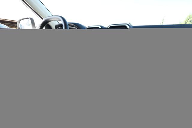 MG ZS Luxury Hybrid+ Pano ACC 360Kam Nav LED SHZ 