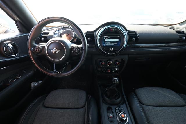 MINI Cooper S Clubman 192 ALL4 Pano Nav LED 18Z PDC 