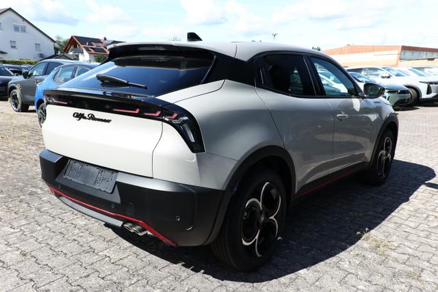 Alfa Romeo Junior Speciale Ibrida TechP Navi 18"LM elHK SHZ 