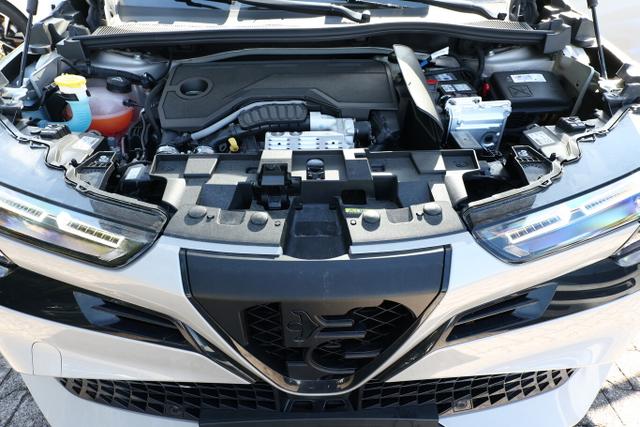 Alfa Romeo Junior Speciale Ibrida TechP Navi 18"LM elHK SHZ 