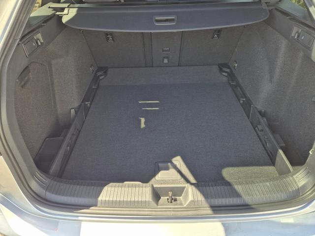 Volkswagen Golf Variant R-Line VIII 2.0 TSI 190 DSG 4Motion Nav AHK 