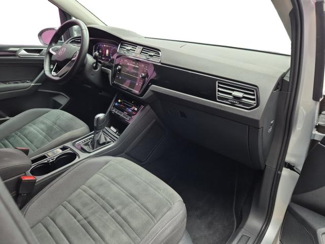 Volkswagen Touran Highline 1.5 TSI 150 DSG LED Nav Kam 