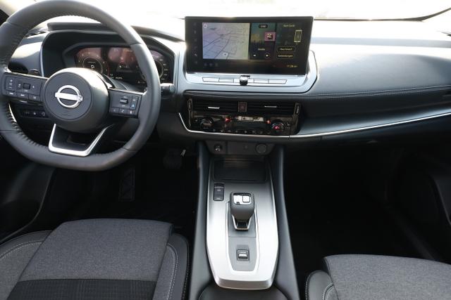 Nissan Qashqai AT N-Connecta Nav SHZ PrivG LED ACC LHZ 
