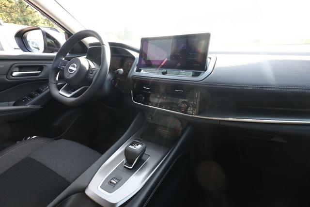 Nissan Qashqai AT N-Connecta Nav SHZ PrivG LED ACC LHZ 