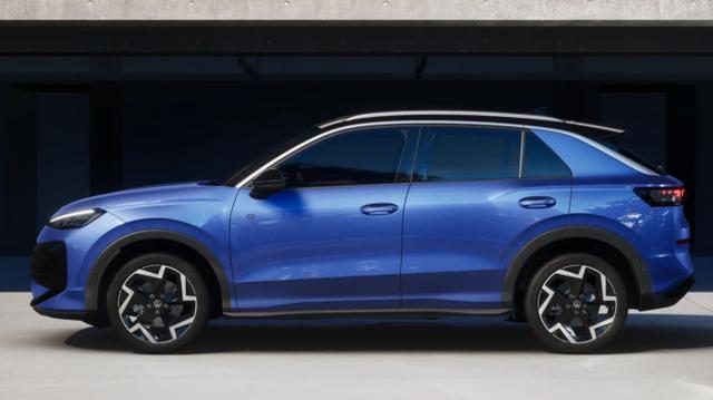 Volkswagen T-Roc - R-Line EasyO AHK 5JGar Kam ParkAssPro