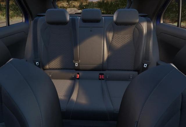 Volkswagen T-Roc R-Line EasyO AHK 5JGar Kam ParkAssPro 