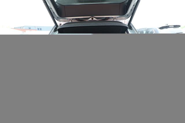 Volkswagen Tiguan DSG LED+ 5JGar IQ.DRIVE 18Z SHZ Keyl ACC 