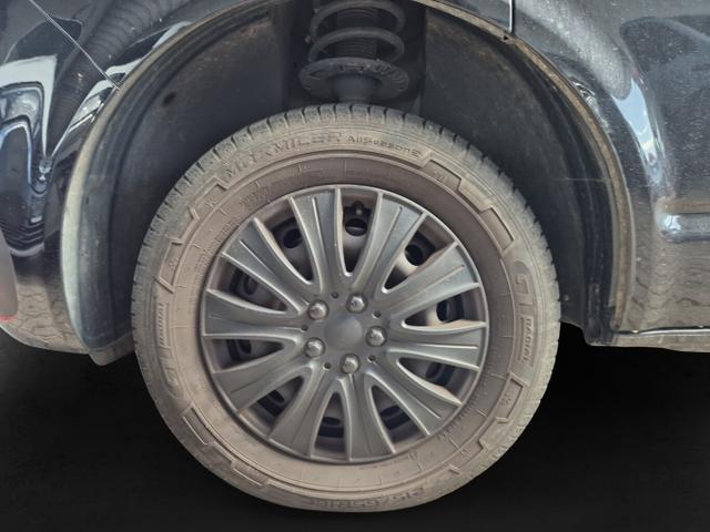 Volkswagen Transporter 6.1 150 Kombi L1H1 8S PDC 