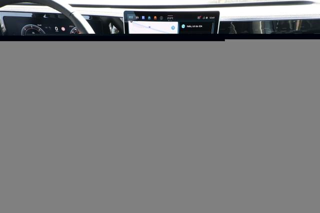 Volkswagen Tiguan Eleg. 4M Nav DCC+ LED+ SHZ eHk KeyL ParkA 