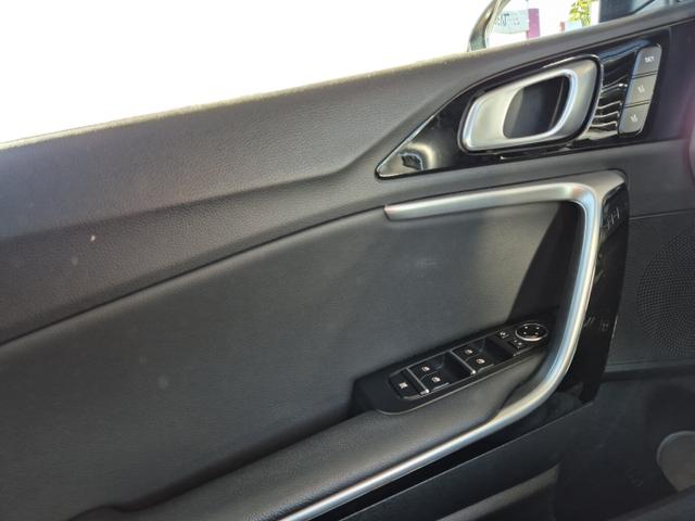 Kia XCeed Platinum 1.6 CRDI 136 DCT Pano Leder ACC 
