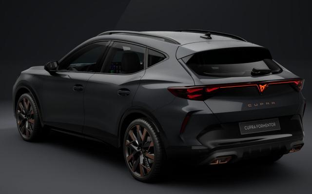 Cupra Formentor e-HYBRID 19" EdgeP Kam eHk Keyless Amb 