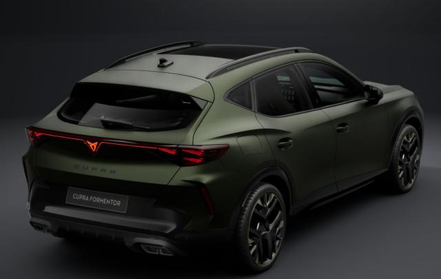 Cupra Formentor Tribe Edition e-HYBRID Pano 19" Kam 