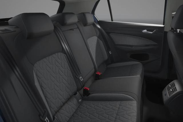 Golf PHEV KeyL SHZ ParkAssPro LM17 KAM PrivG ACC 