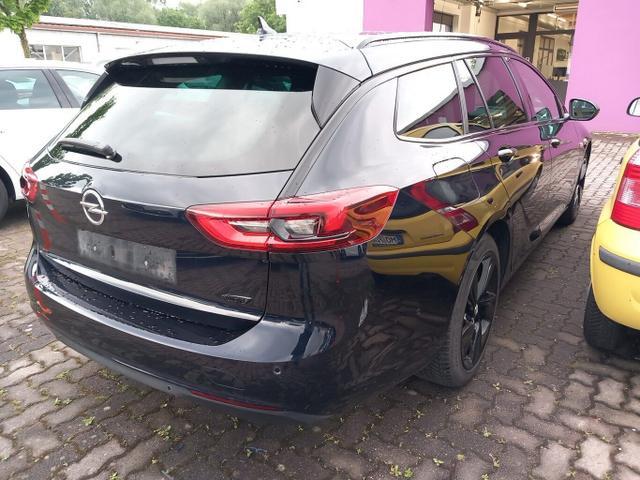 Opel Insignia Country Tour Business INNOVATION 1.6 CDTI 136 Aut. 