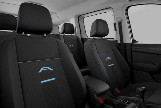 Ford Tourneo Connect Active Grand Aut Pano ACC SHZ 
