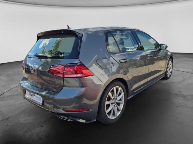 Volkswagen Golf Comfortline VII 1.5 TSI 150 DSG LED R-Line 