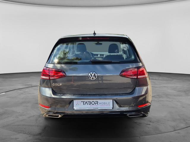 Volkswagen Golf Comfortline VII 1.5 TSI 150 DSG LED R-Line 