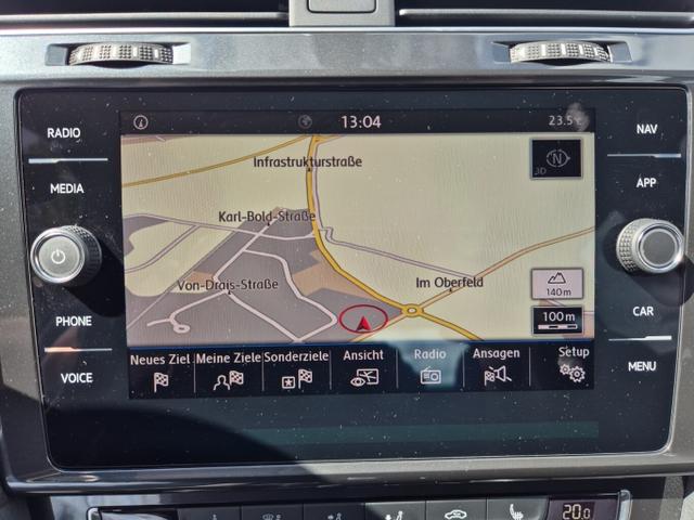 Volkswagen Golf Comfortline VII 1.5 TSI 150 DSG LED R-Line 