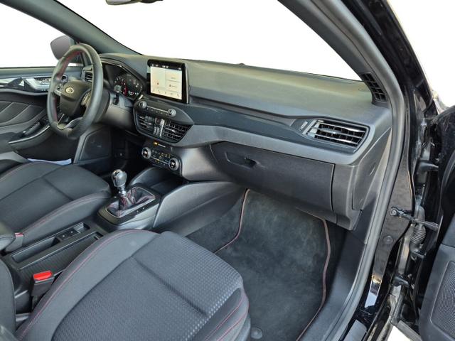 Ford Focus ST-Line 1.0 EcoBoost 125 DesignP KomfortP 