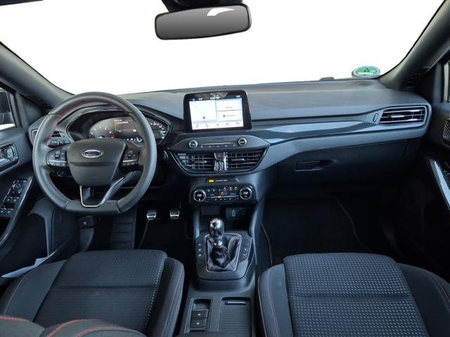 Ford Focus ST-Line 1.0 EcoBoost 125 DesignP KomfortP 