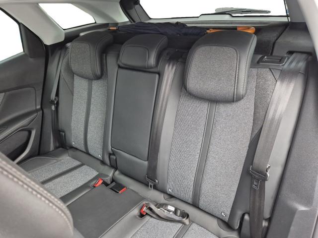 Peugeot 3008 All. Business 1.2 PureTech 130 LED Nav KeyL 