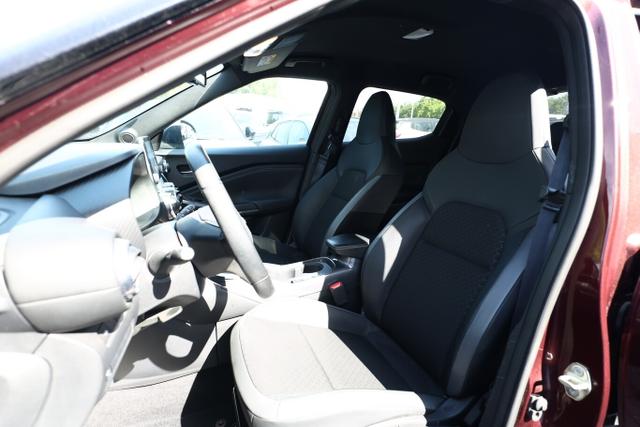 Nissan Juke Acenta 1.6 Hybrid 143 Aut. AHK PDC Temp Kam 