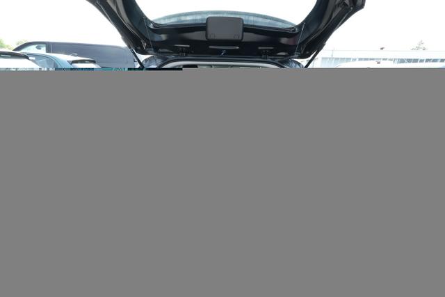 Toyota Yaris Kam ACC CarPlay/Android Klimaaut. 9"Touch 