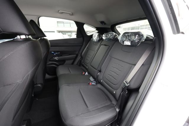Hyundai TUCSON Select MHEV DCT Nav Privacy 18Z TotW Keyl 