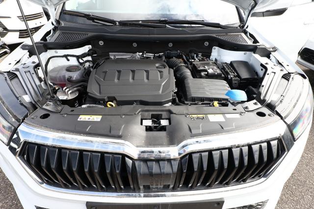 Skoda Karoq Selection DSG Selec ACC Kam SideA SHZv/h Kessy SunS 