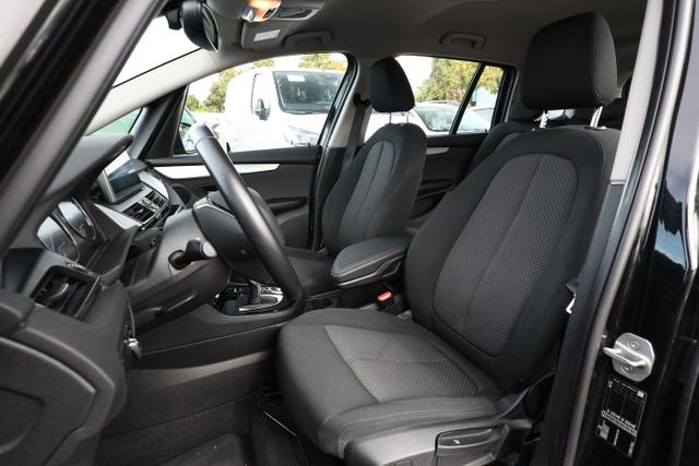 BMW 2er Gran Tourer Advantage 220i Nav PDC SHZ Kam LM17Z 