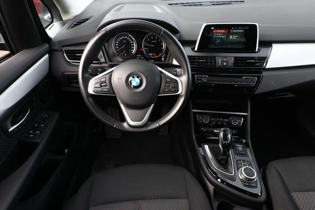 BMW 2er Gran Tourer Advantage 220i Nav PDC SHZ Kam LM17Z 