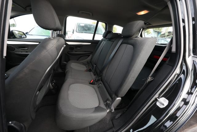 BMW 2er Gran Tourer Advantage 220i Nav PDC SHZ Kam LM17Z 