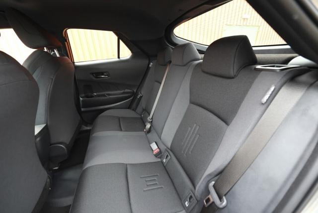 Toyota C-HR Teamplayer PHEV Nav eHk SmarKey PrivG Totw 