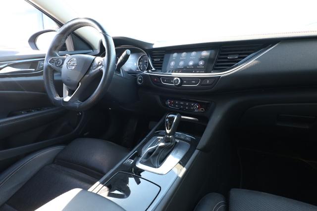 Opel Insignia Country Tour Business INNOVATION 1.6 CDTI 136 Aut. 