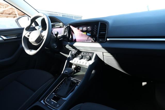 Skoda Karoq Selection DSG Selec AHK ACC Kam SideA SHZv/h Kessy 
