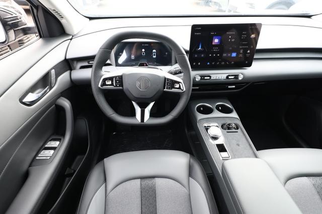 MG S5 EV Luxury 64kWh ACC SHZ 360Kam Nav eHK TotW 18Z 