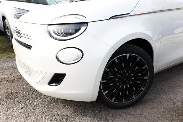Fiat 500C 500 Cabrio La Prima Nav Keyl SHZ 17Z Kam LED Car 