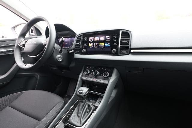Skoda Karoq Selection DSG Selec AHK ACC Kam SideA SHZv/h Kessy 