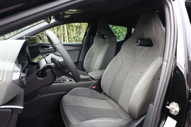 Cupra Leon DSG Tribe Edition Pano EdgeP MemoryS SHZ 19 